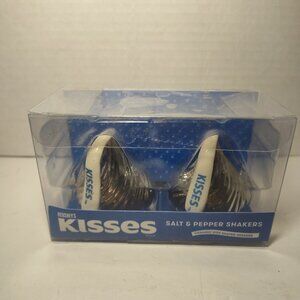 Godinger Hershey’s Kisses Salt & Pepper Shaker Set – New in Box - Retro Styling